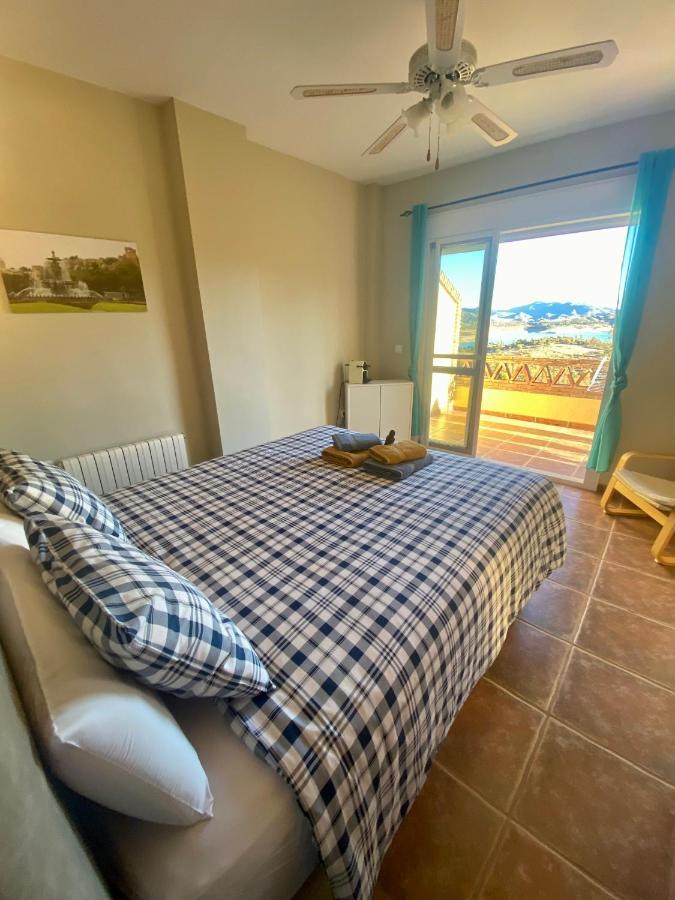 Casa Nuestro Sueno Bed & Breakfast บีญวยลา ภายนอก รูปภาพ