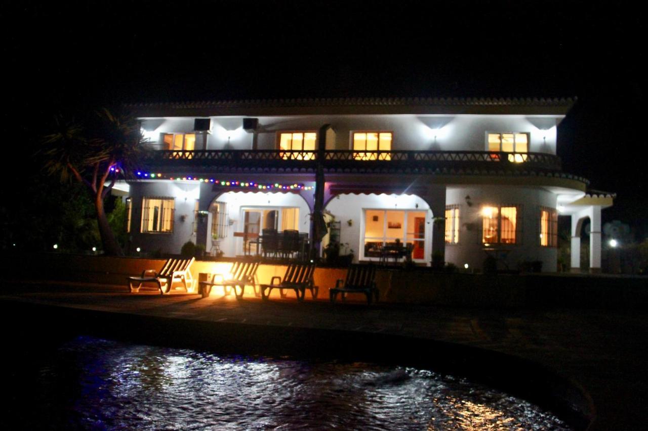 Casa Nuestro Sueno Bed & Breakfast บีญวยลา ภายนอก รูปภาพ
